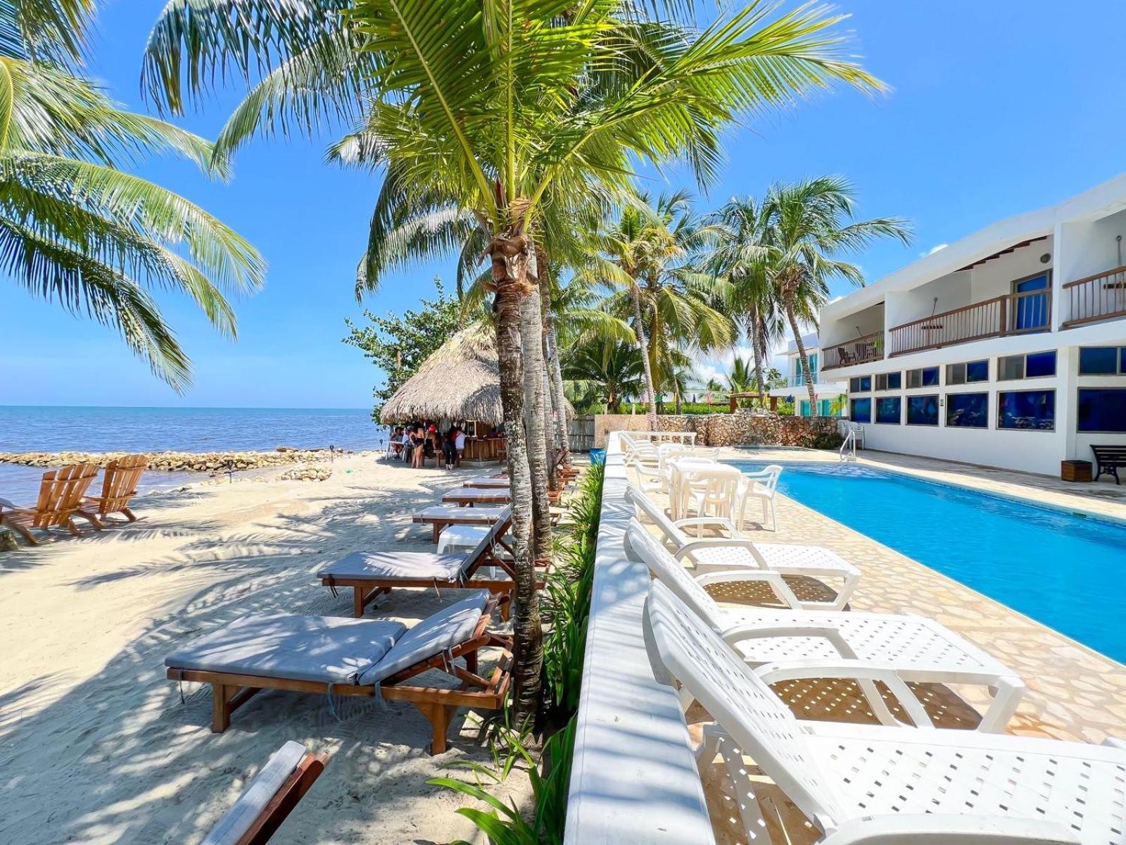 Hotel Costa Linda โตลู ภายนอก รูปภาพ